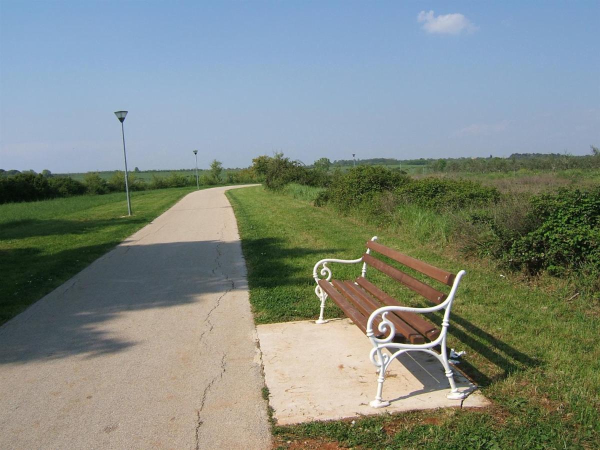 Gianna N2, 600 M From The Beach Novigrad Istria Exterior foto